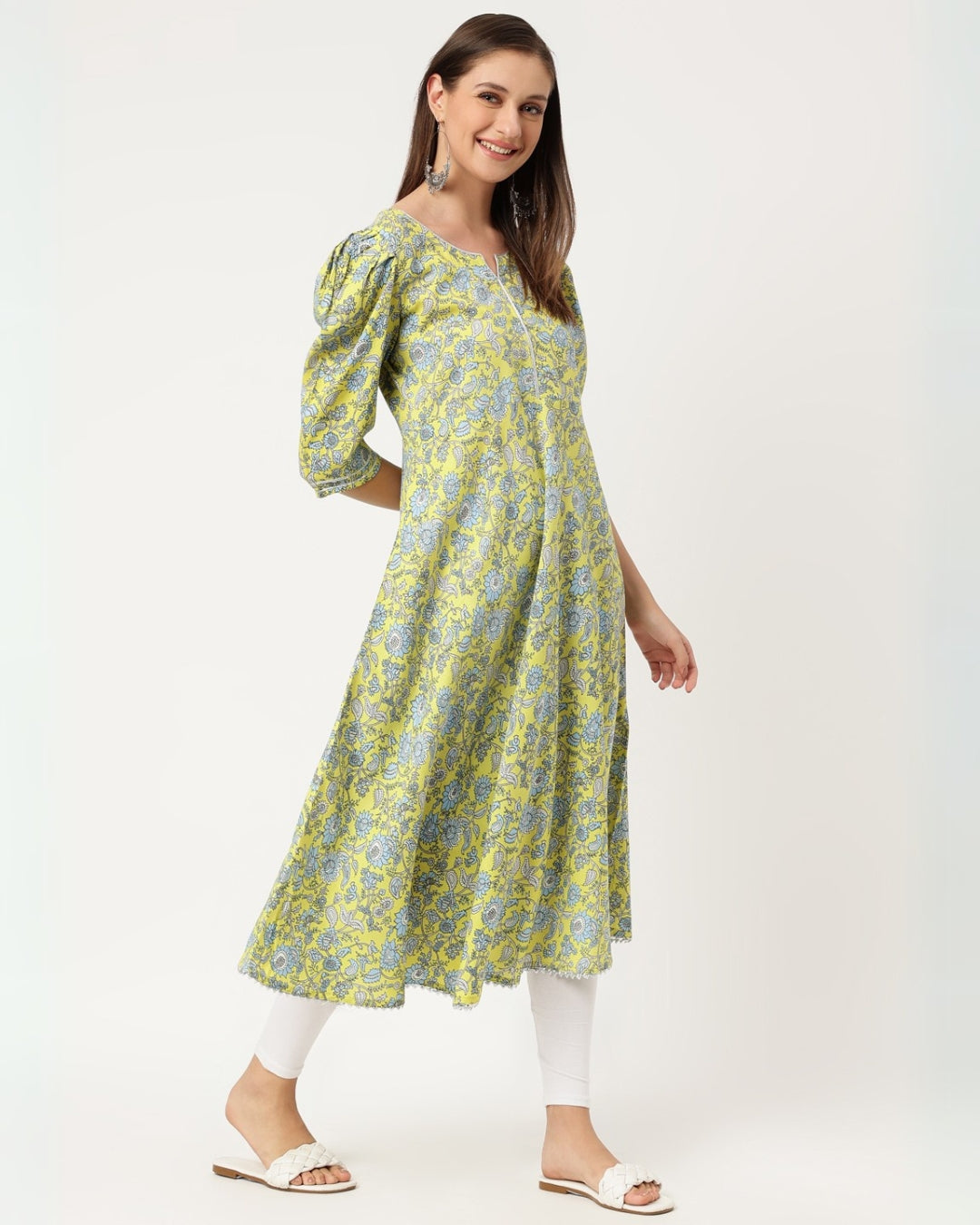 RimeLine Green Paisley Printed Round neck kurti For Women