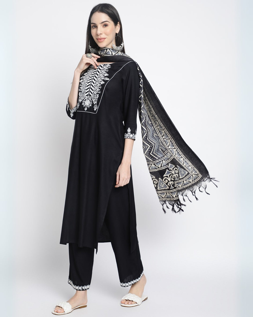 RimeLine Floral embroidered Straight shape Regular 3 pcs kurta dupatta pant set for women