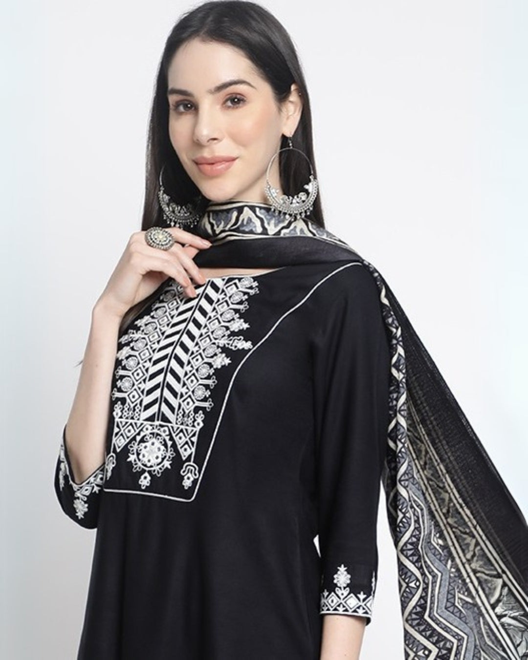 RimeLine Floral embroidered Straight shape Regular 3 pcs kurta dupatta pant set for women