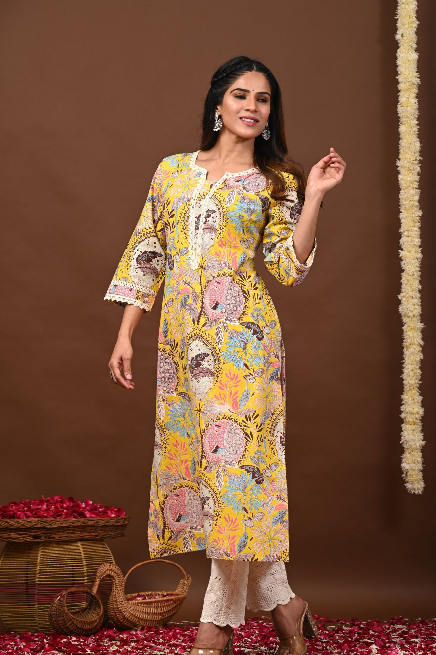 RimeLine Floral Printed Notch-Neck Straight Kurta