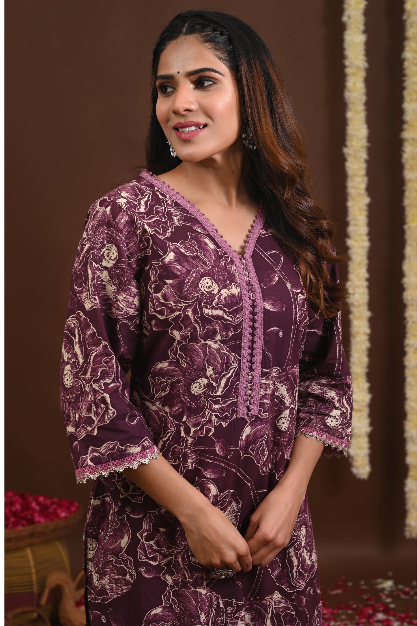 Rimeline Floral Printed V-Neck Straight Kurta