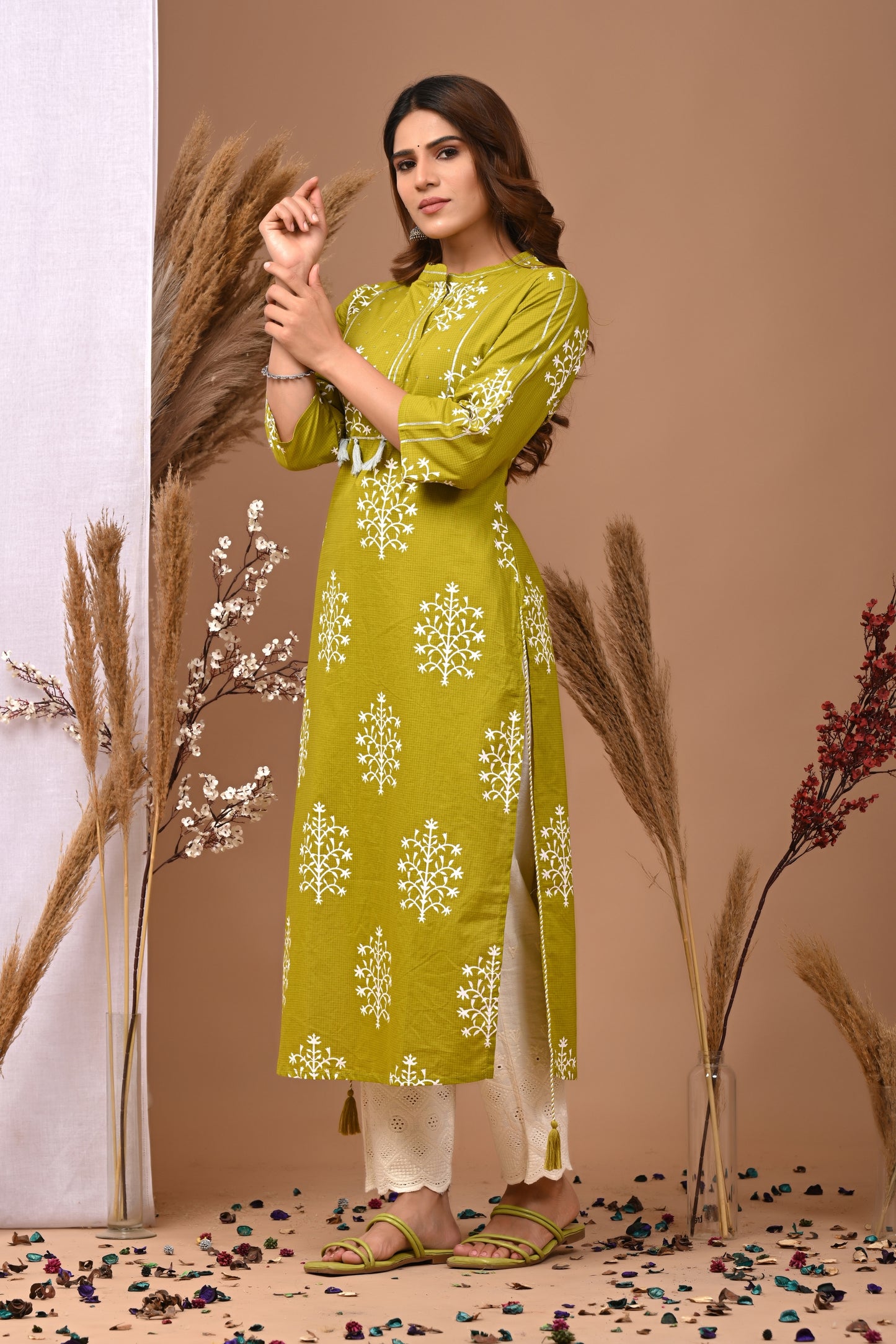 RimeLine Mesh Green Mandain Neck Kurti For Women