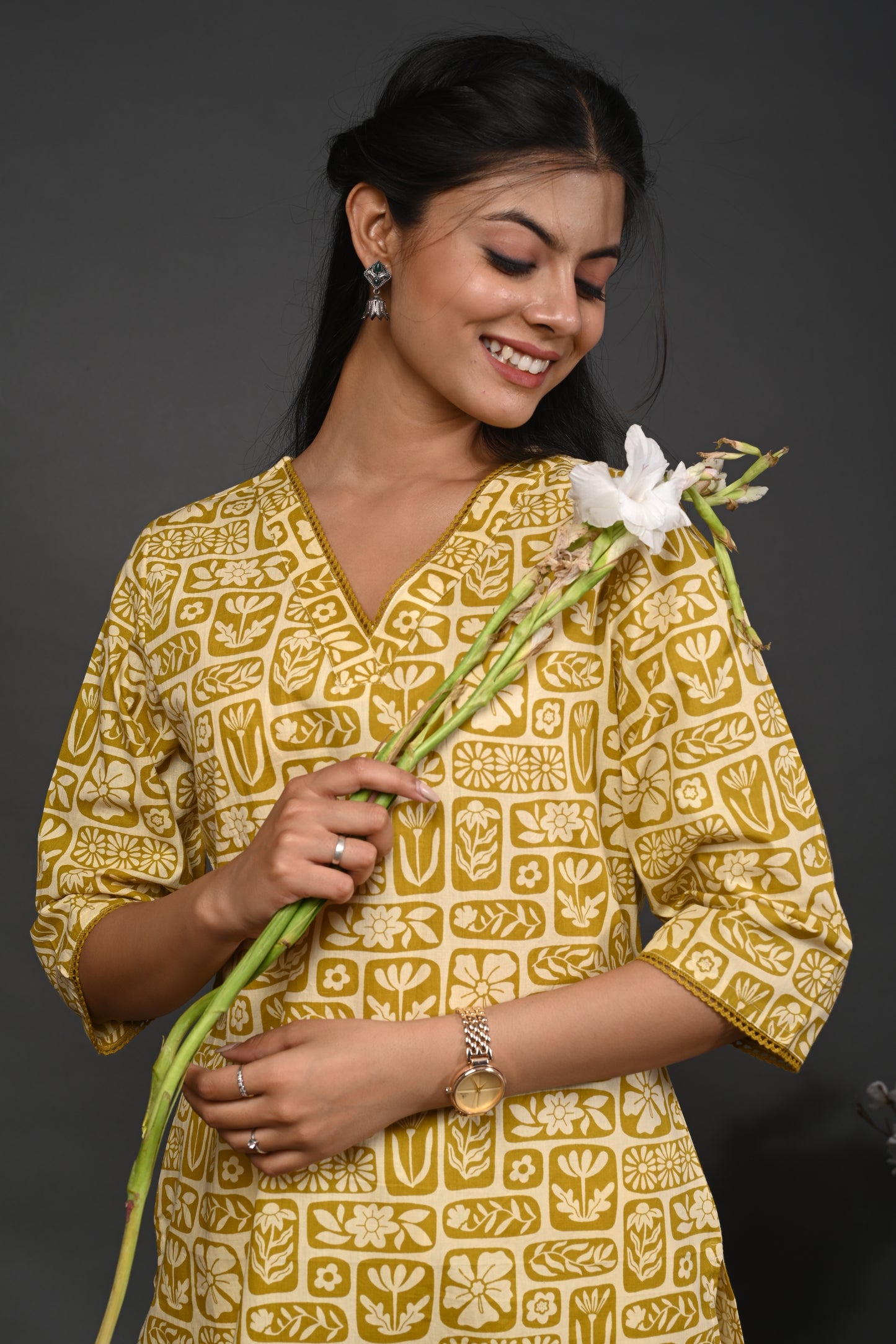 Rimeline Women Floral Printed Festive Cotton Straight Kurta
