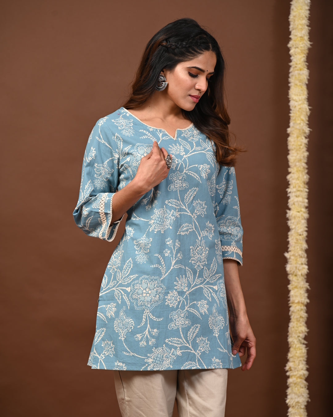 RimeLine Aqua Women Ethnic Motifs Printed Round-Neck Pure Cotton Kurti
