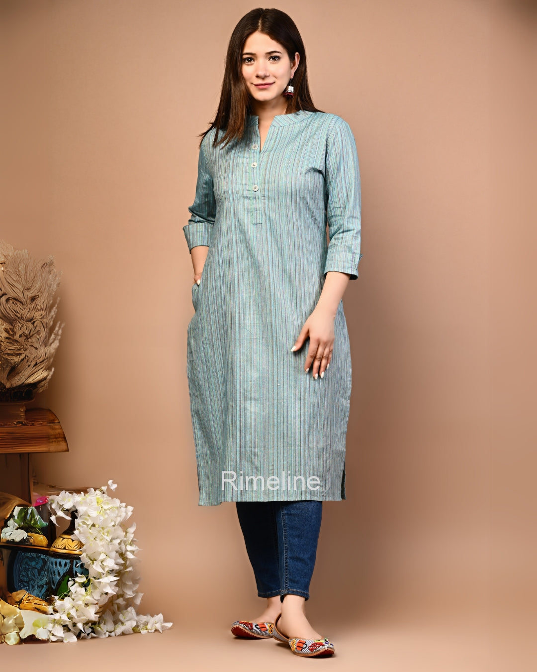 RimeLine Stripped Mandarin Straight kurta for women