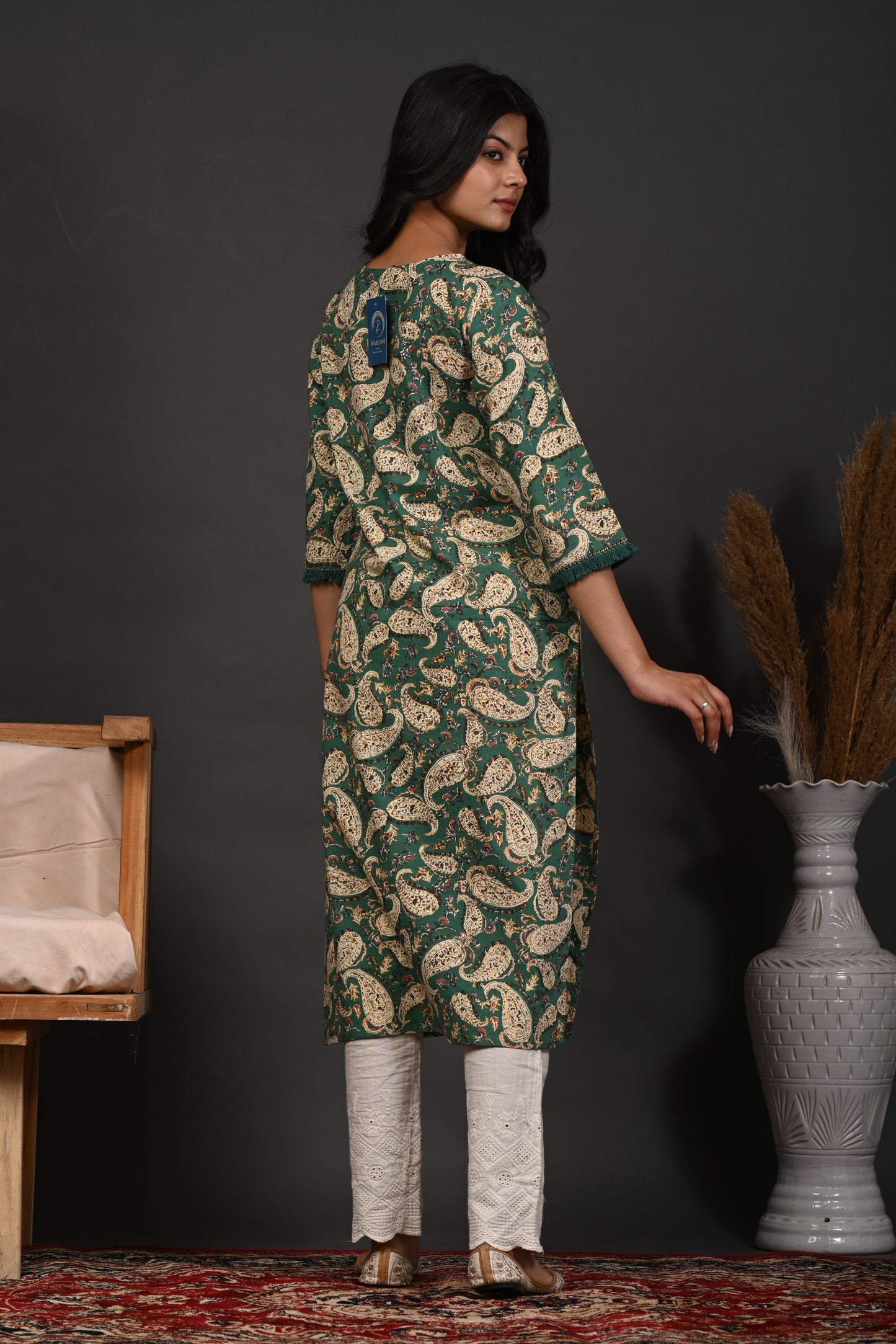 Rimeline Floral Printed V-Neck Cotton Straight Kurta