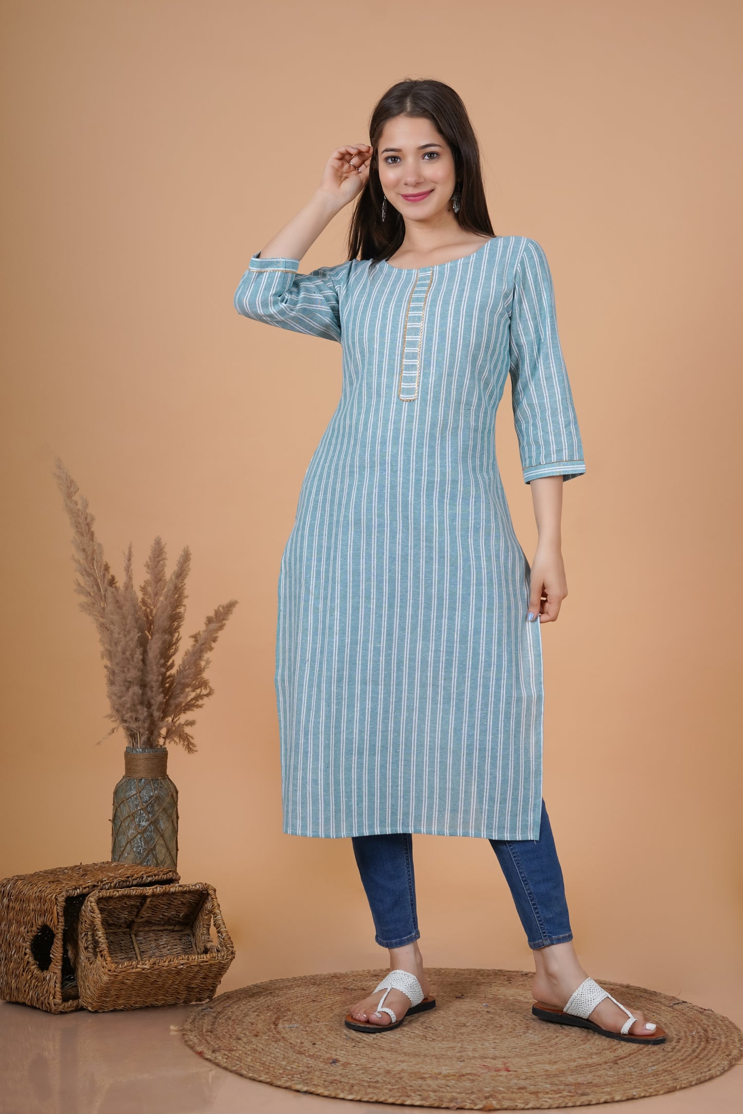 RimeLine Round Neck Straight kurta for women