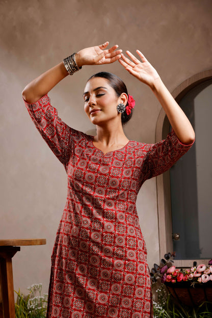 Rimeline Ethnic Motifs Printed Notch Neck Straight Cotton Kurta