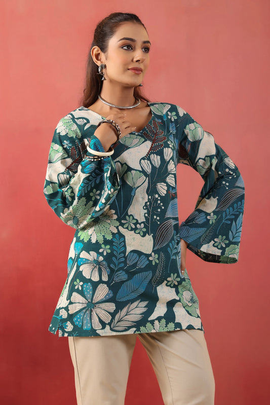 Rimeline Women Green Floral Printed V-Neck Cotton Short Kurti