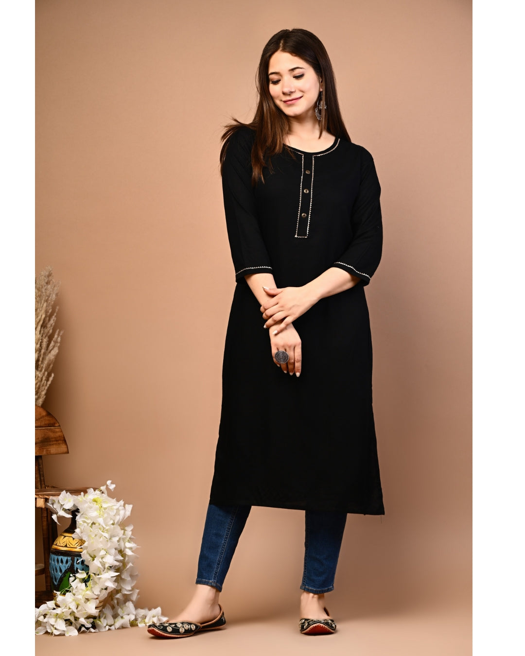 RimeLine Round Neck Straight kurta for women