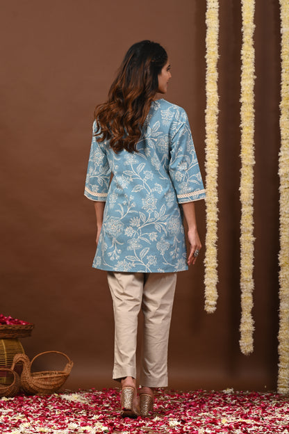 RimeLine Aqua Women Ethnic Motifs Printed Round-Neck Pure Cotton Kurti