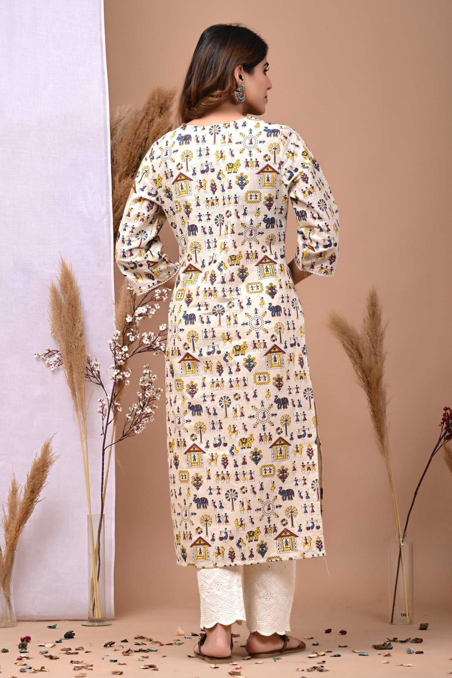 RimeLine Cream Ethnic Motifs Printed V-Neck Cotton Kurti