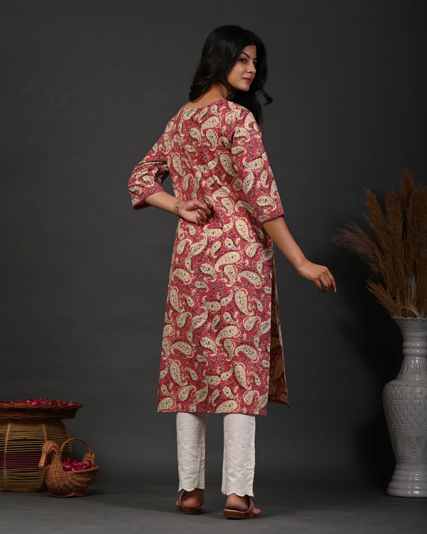 Rimeline Paisley Screen Printed Square Neck Pure Cotton Straight Kurta