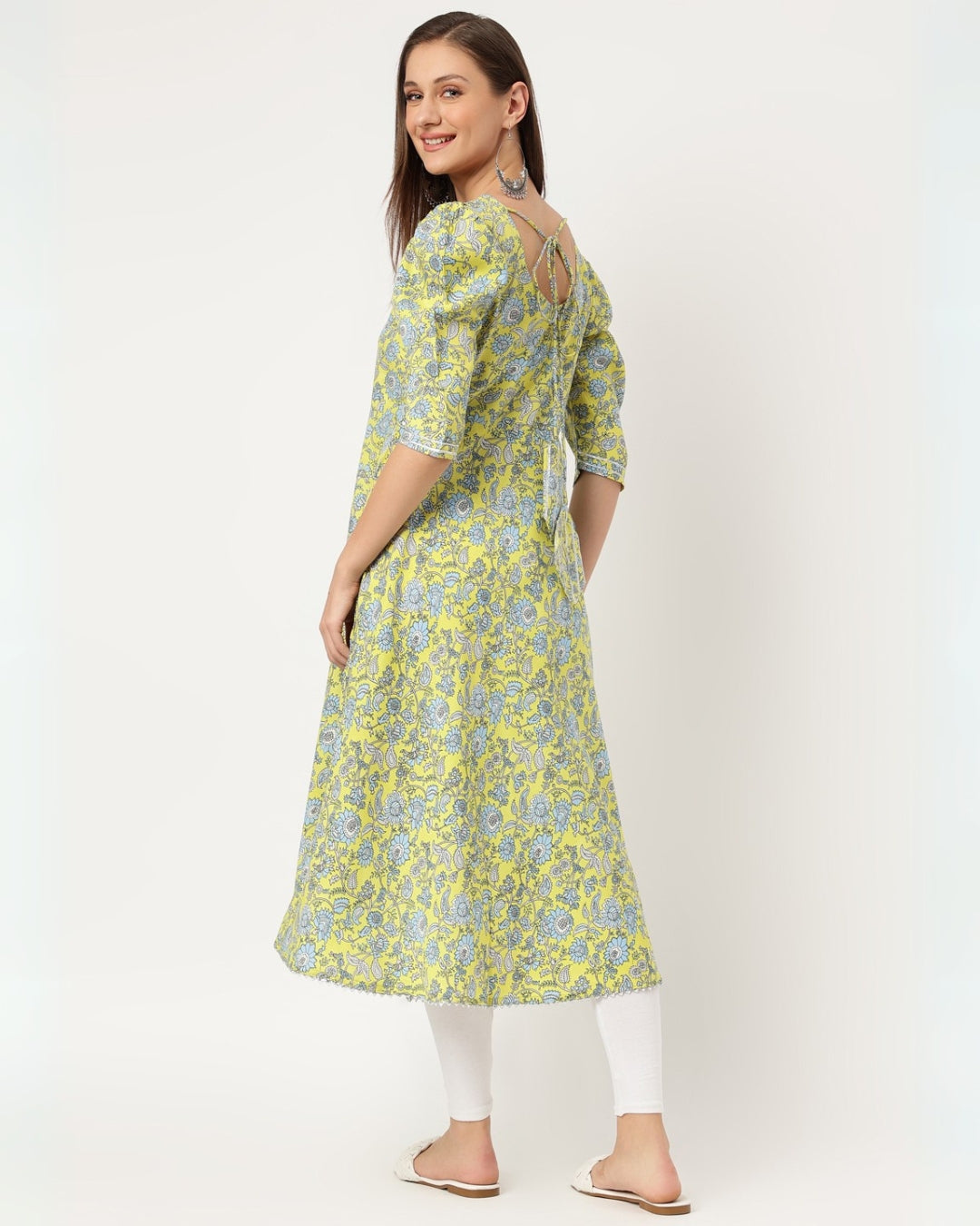 RimeLine  Green Paisley Printed Round neck kurti For Women