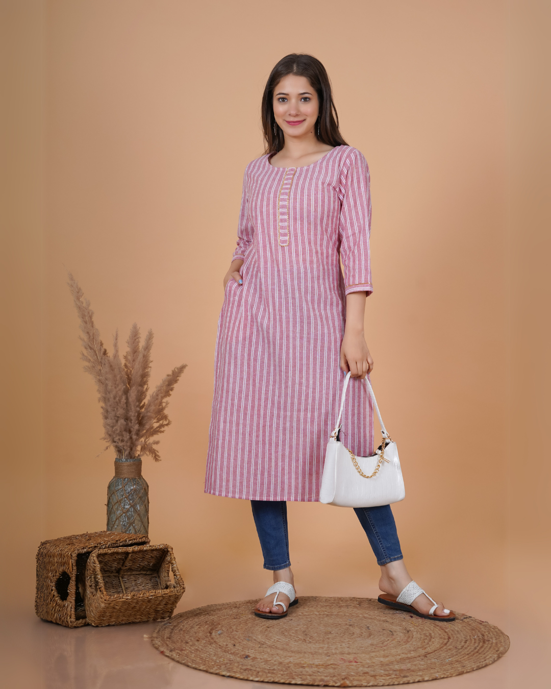 RimeLine Round Neck Straight kurta for women