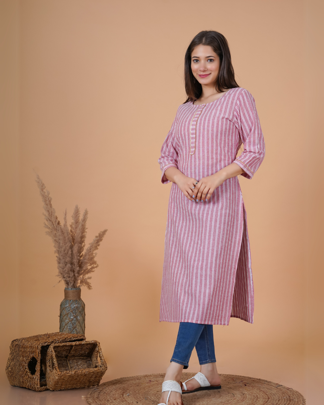 RimeLine Round Neck Straight kurta for women