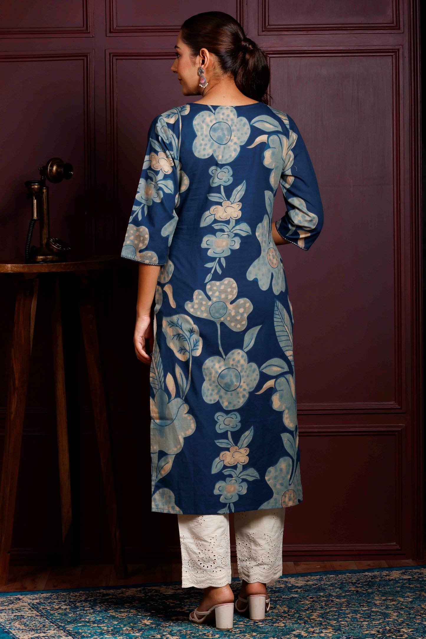 Rimeline Floral Printed V-Neck Straight Pure Cotton Kurta