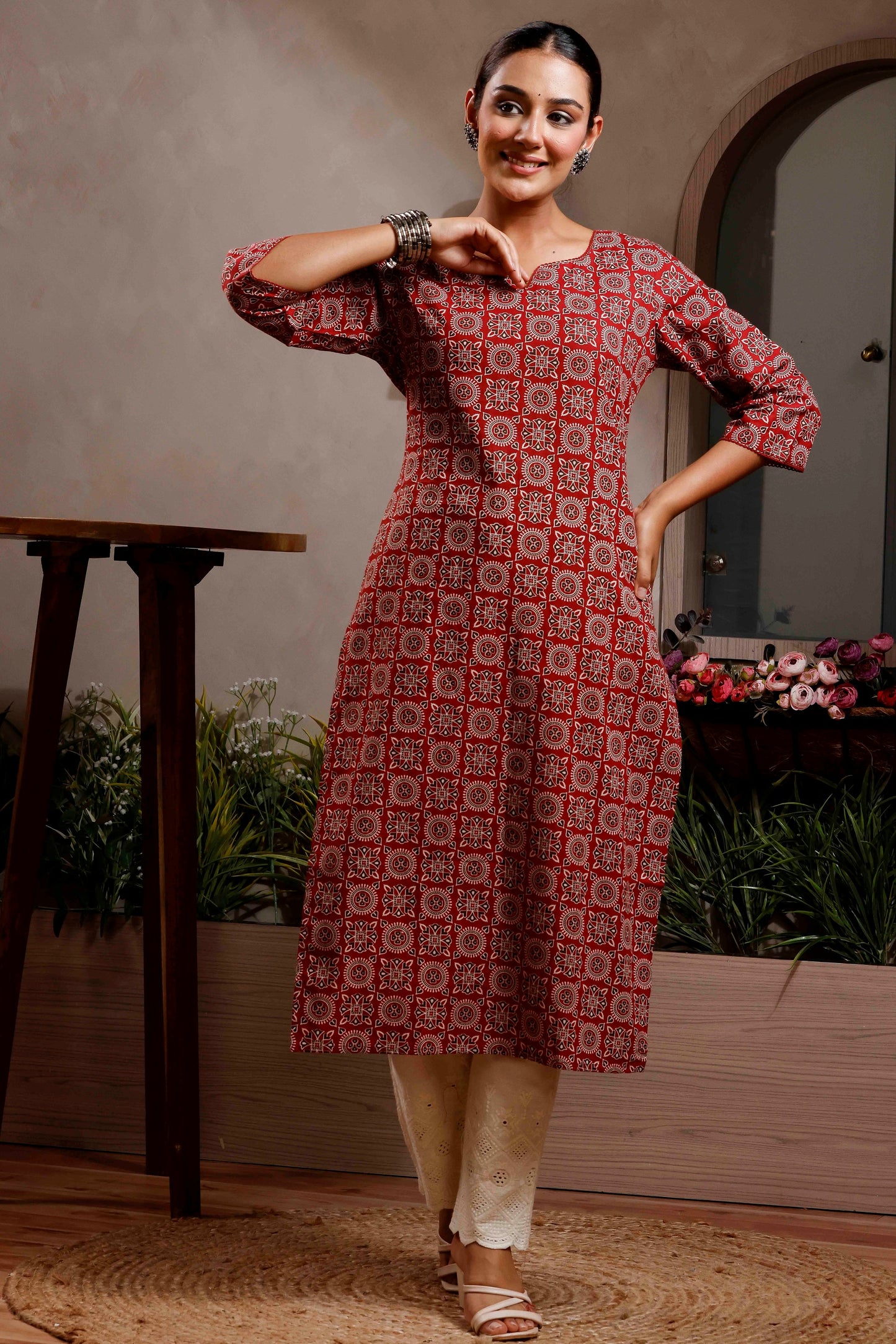 Rimeline Ethnic Motifs Printed Notch Neck Straight Cotton Kurta