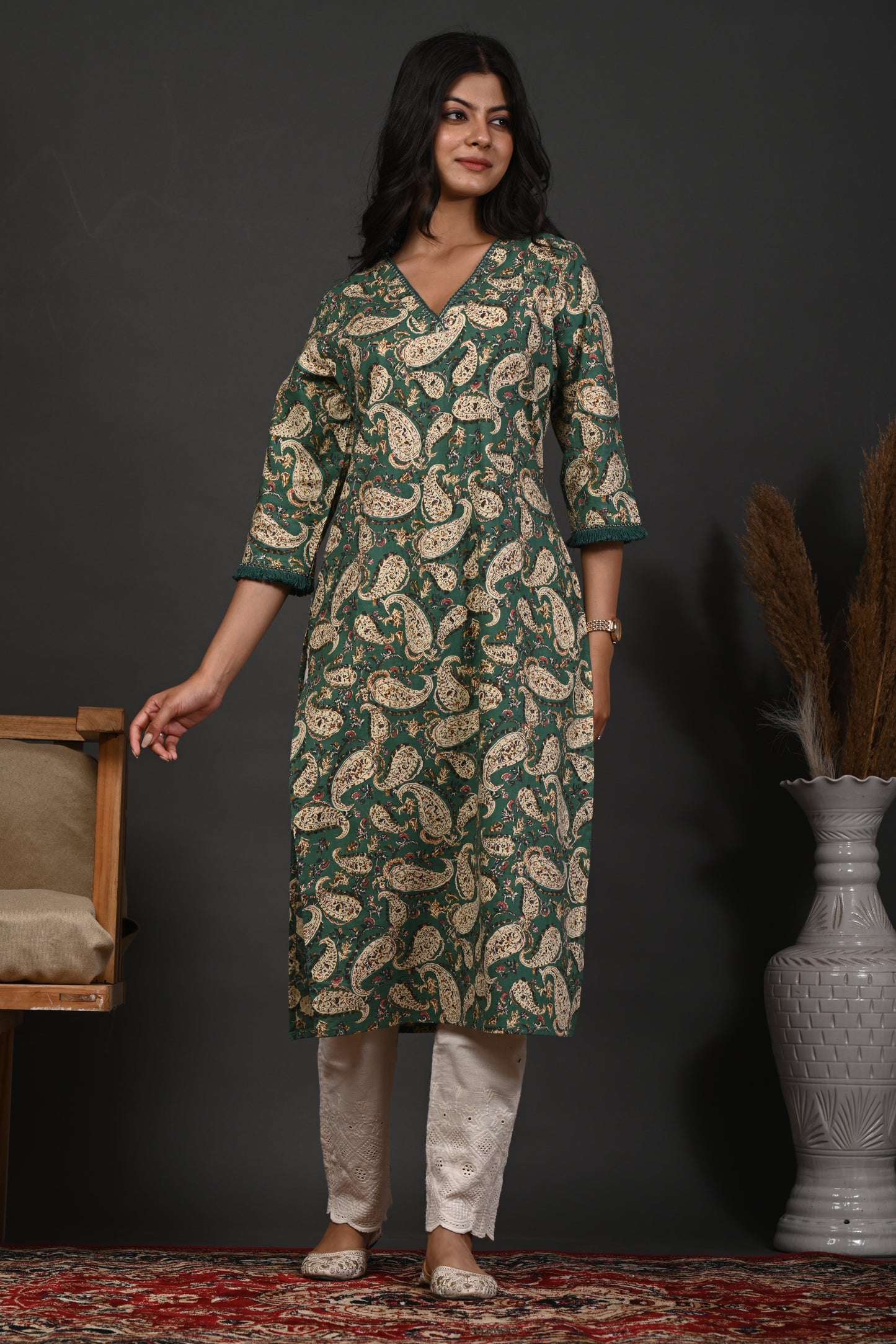 Rimeline Floral Printed V-Neck Cotton Straight Kurta