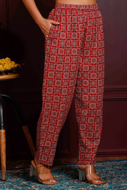 Rimeline Women Printed Regular Pure Cotton Kurta with Trousers