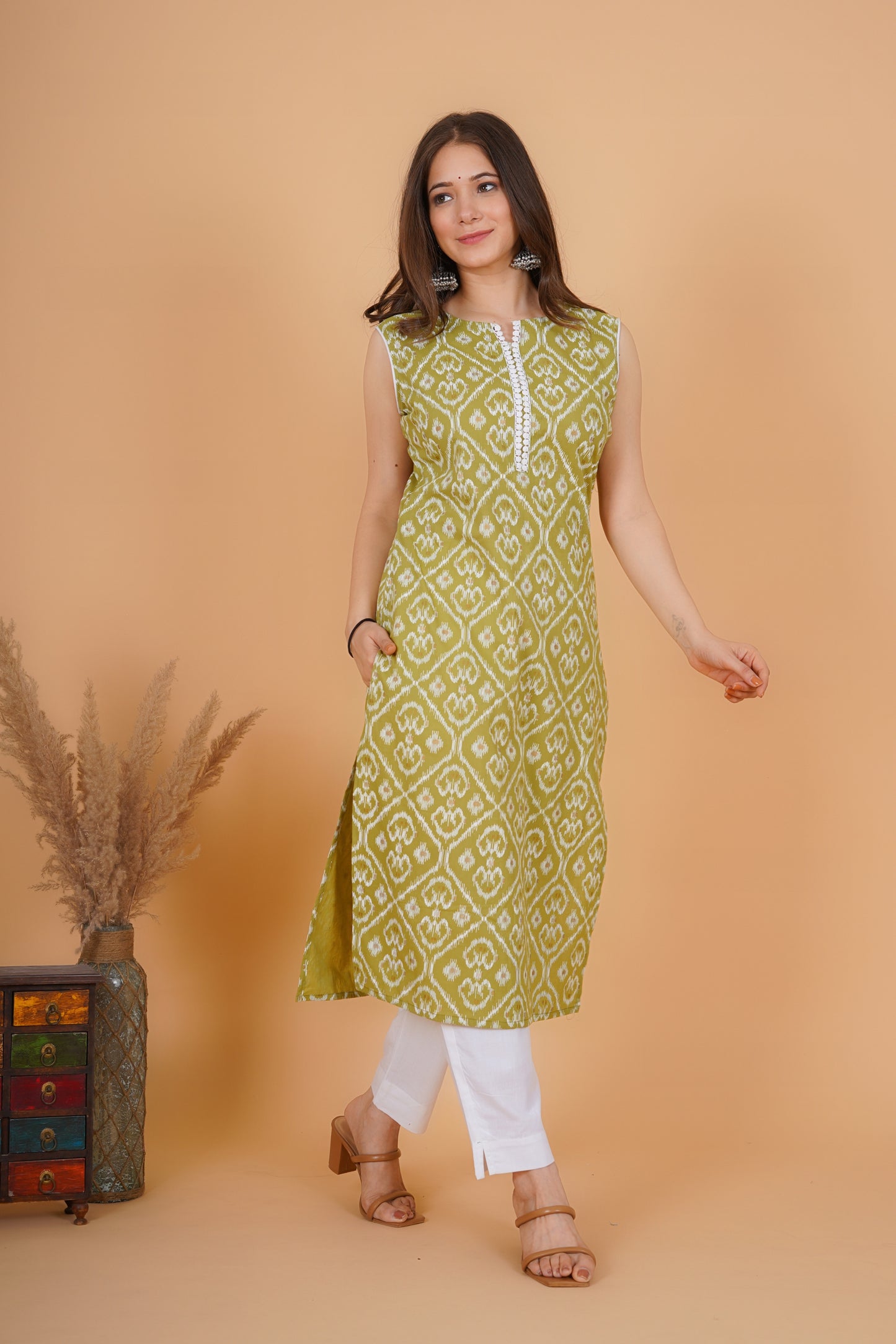 RimeLine Ethnic motifs printed Round neck Green Straight Kurta for Women