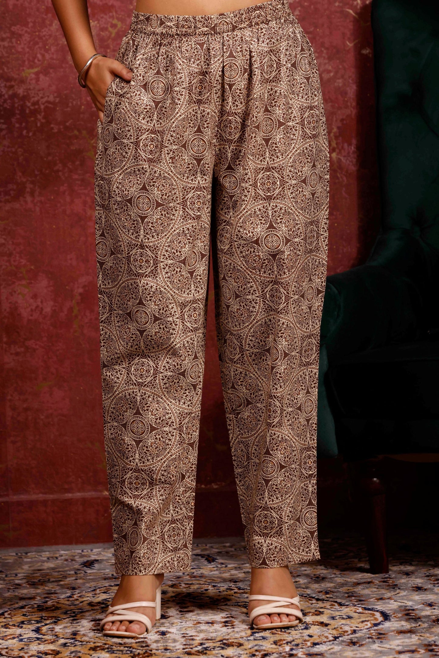 Rimeline Women Ethnic Motifs Printed Cotton Kurta with Trousers