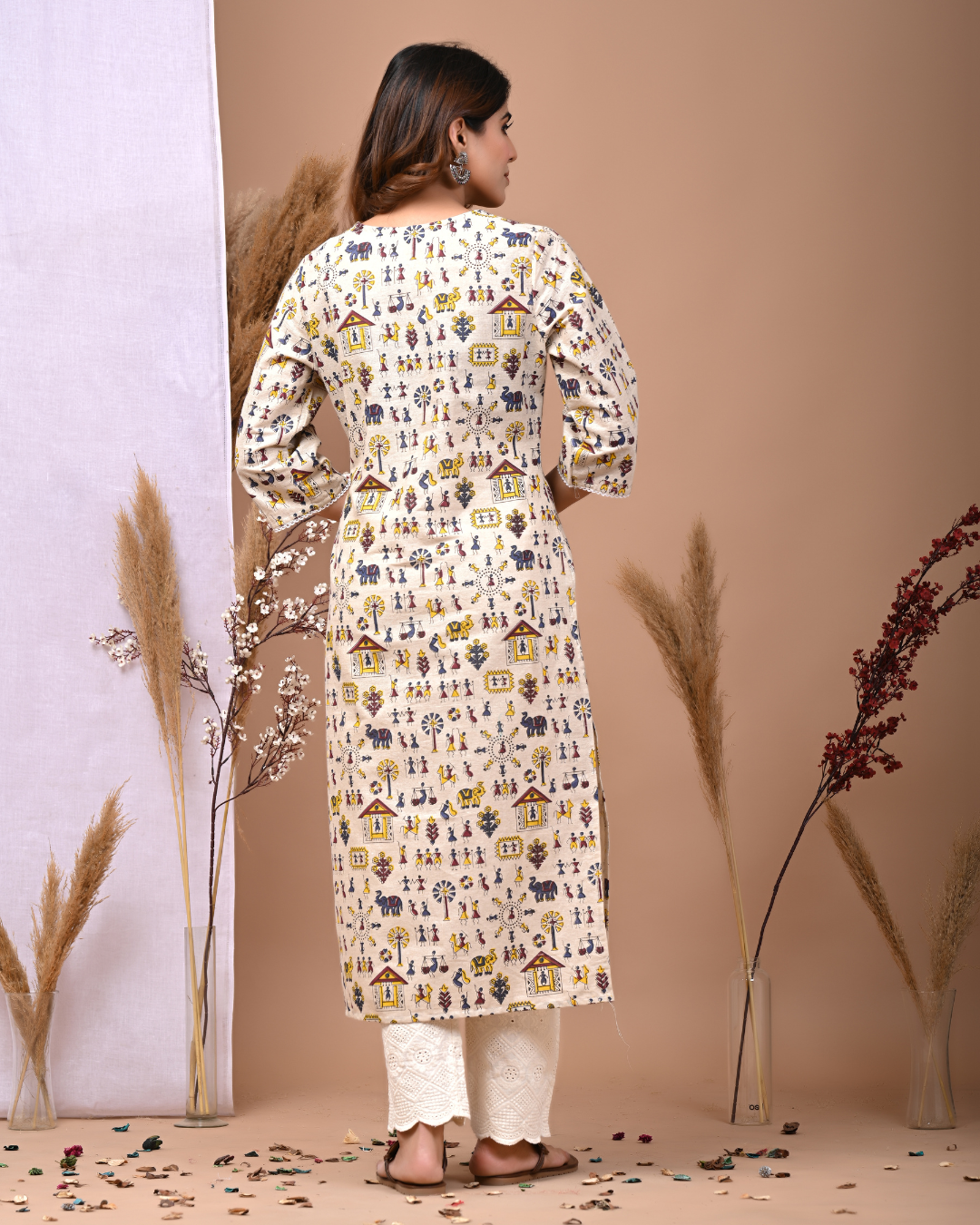 Ethnic Motifs Printed V-Neck Three-Quarter Sleeves Pure Cotton Straight Kurta