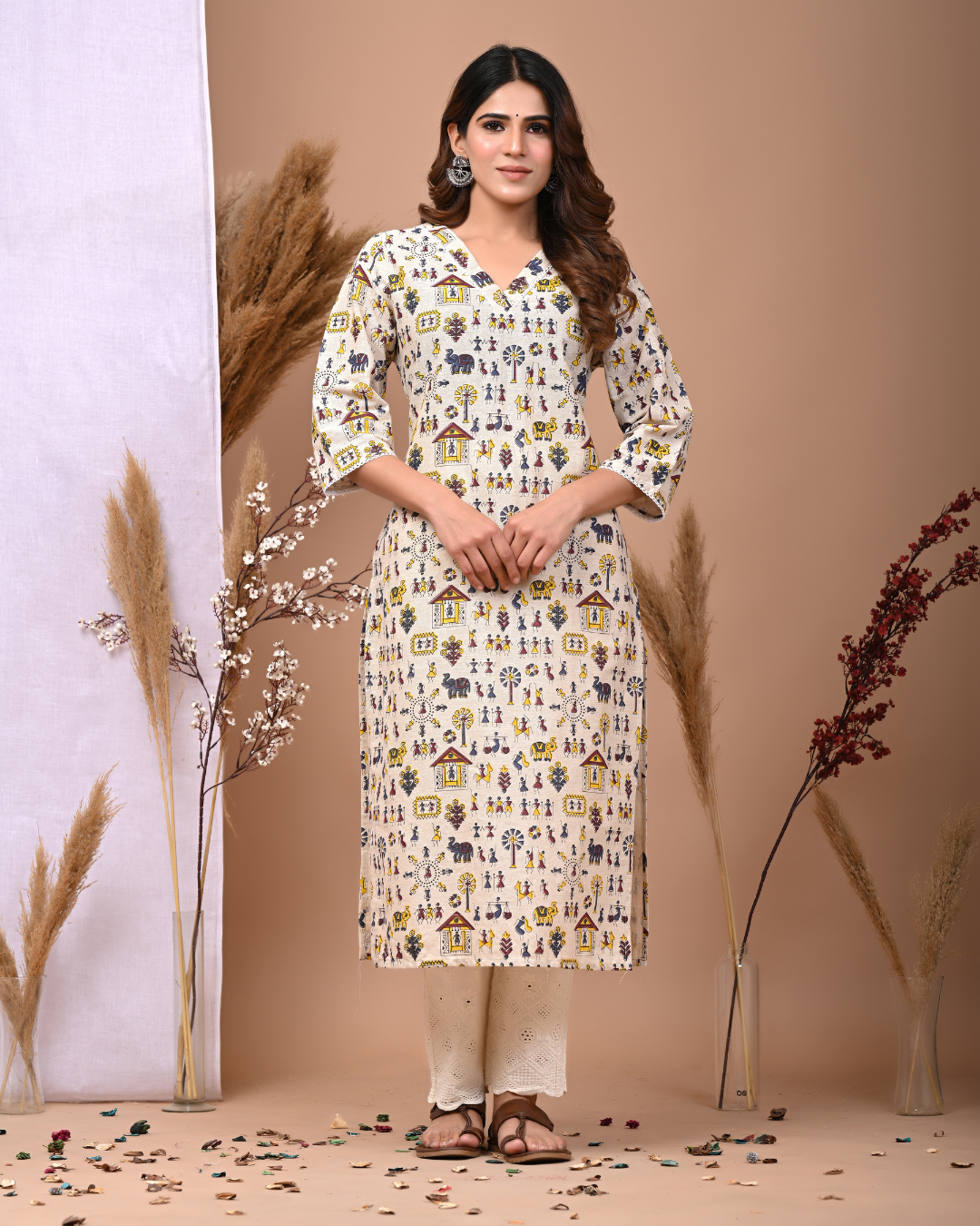 Ethnic Motifs Printed V-Neck Three-Quarter Sleeves Pure Cotton Straight Kurta