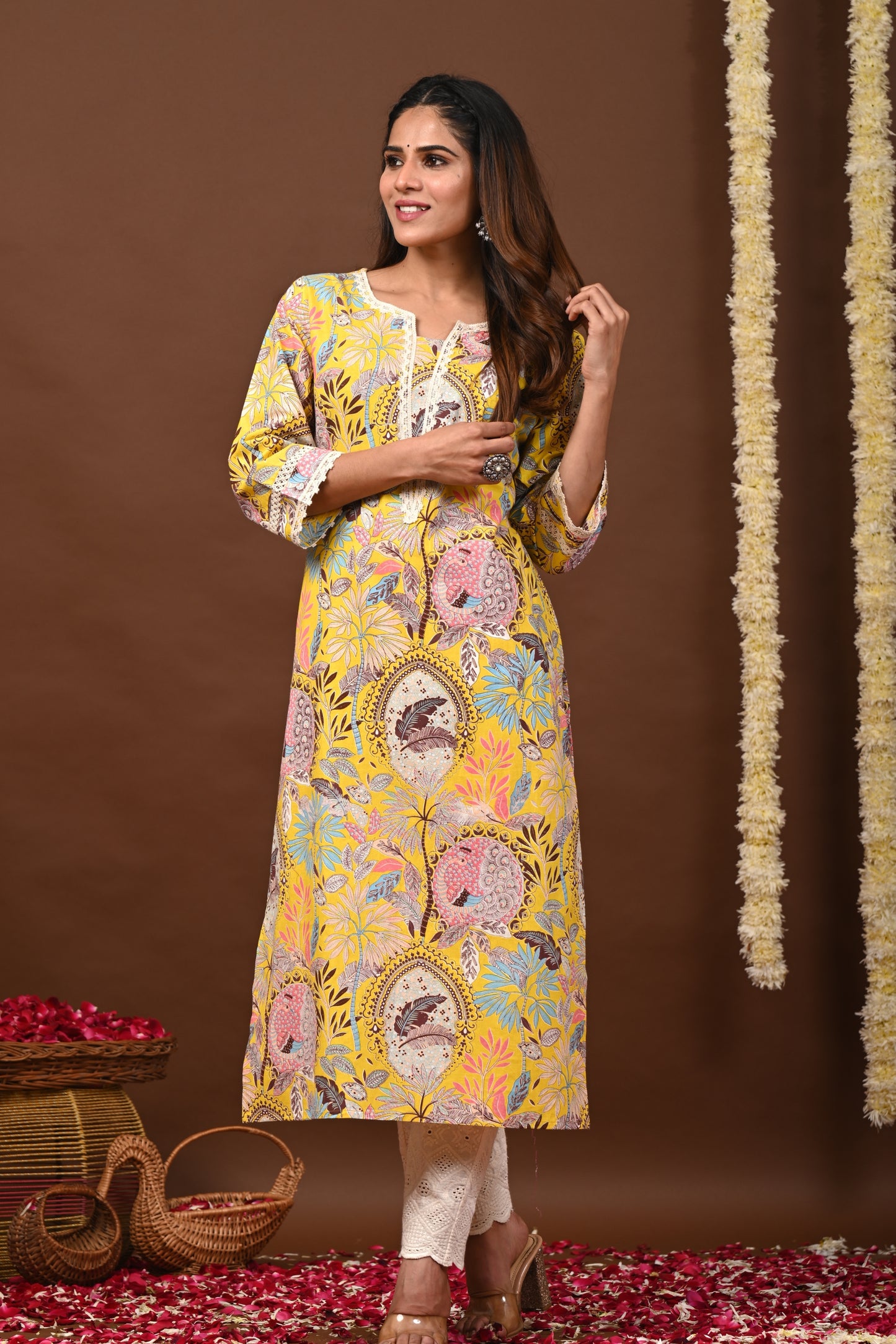 RimeLine Floral Printed Notch-Neck Straight Kurta