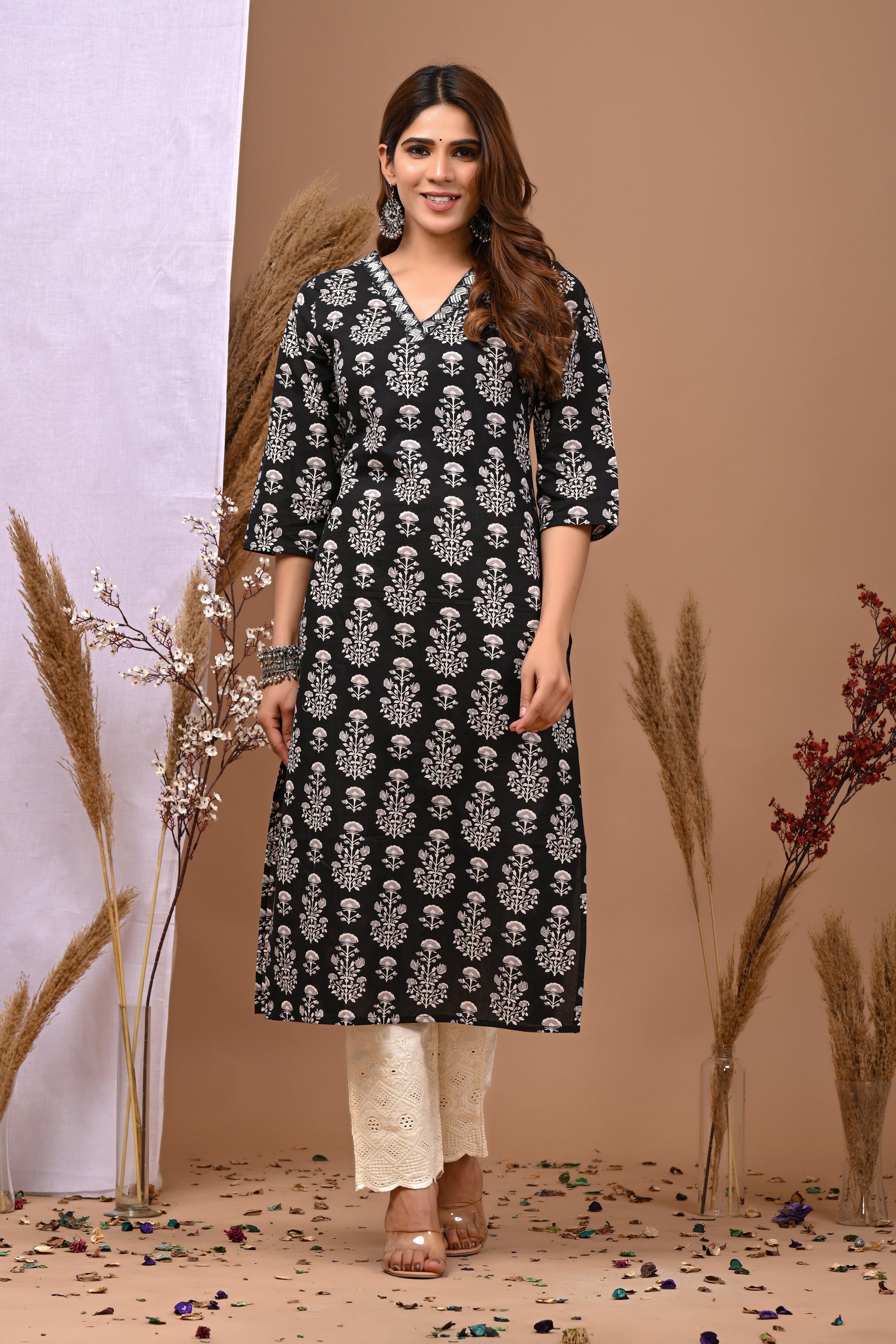 Floral Printed V-Neck Pure Cotton Kurti - Rimeline