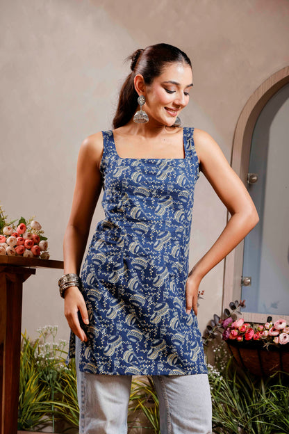 Rimeline Ethnic Motifs Printed Square Neck Straight Pure Cotton Kurtis