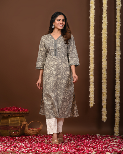 Floral Printed V-Neck Pure Cotton Straight Kurtas