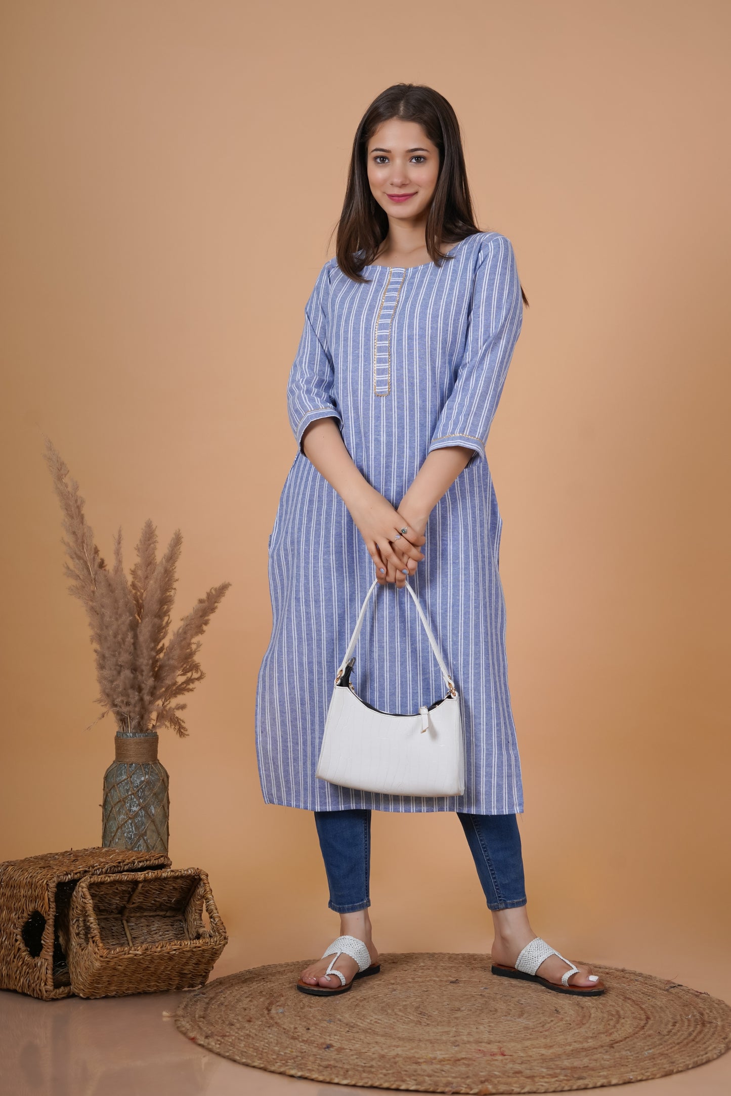 RimeLine Round Neck Straight kurta for women