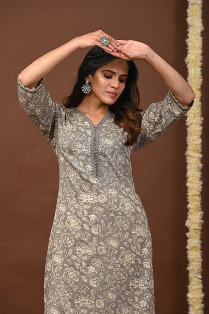 Rimeline Floral Printed V-Neck Pure Cotton Straight Kurtas