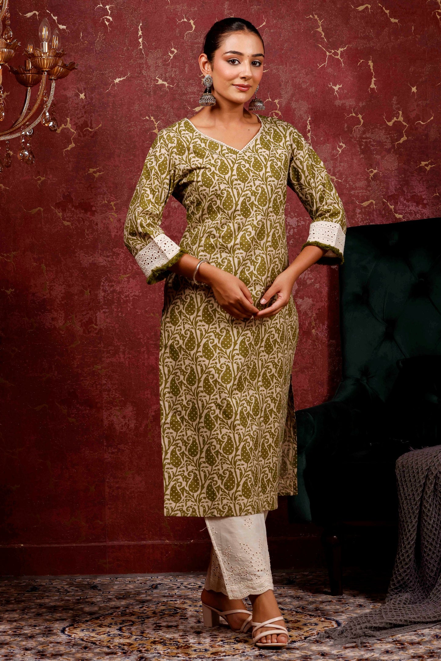 Rimeline Ethnic Motifs Printed V-Neck Cotton Straight Kurta