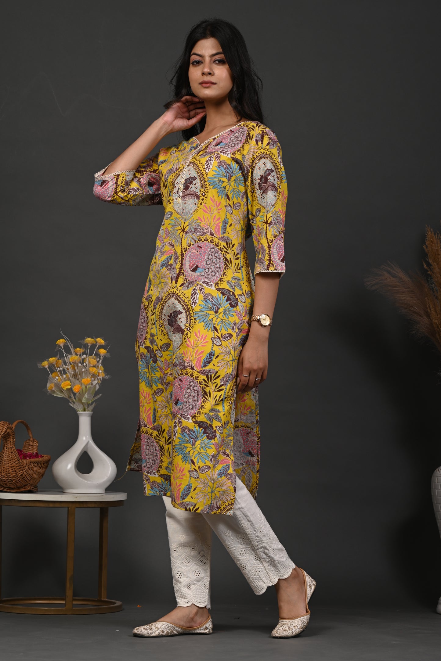 Rimeline Floral Screen Printed Sweetheart Neck Pure Cotton Straight Kurta