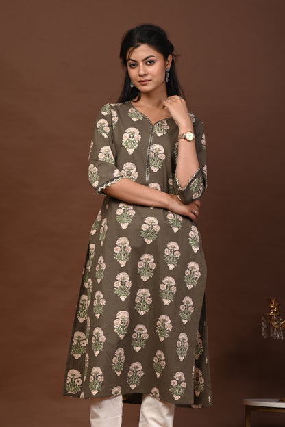 Rimeline Women Floral Printed Festive Cotton Straight Kurta