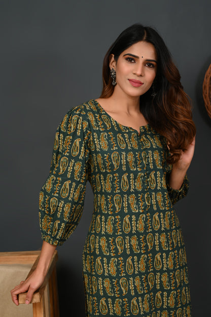 Rimeline Women Paisley Printed Puff Sleeves Pure Cotton Kurta