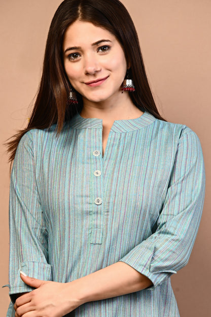 RimeLine Stripped Mandarin Straight kurta for women