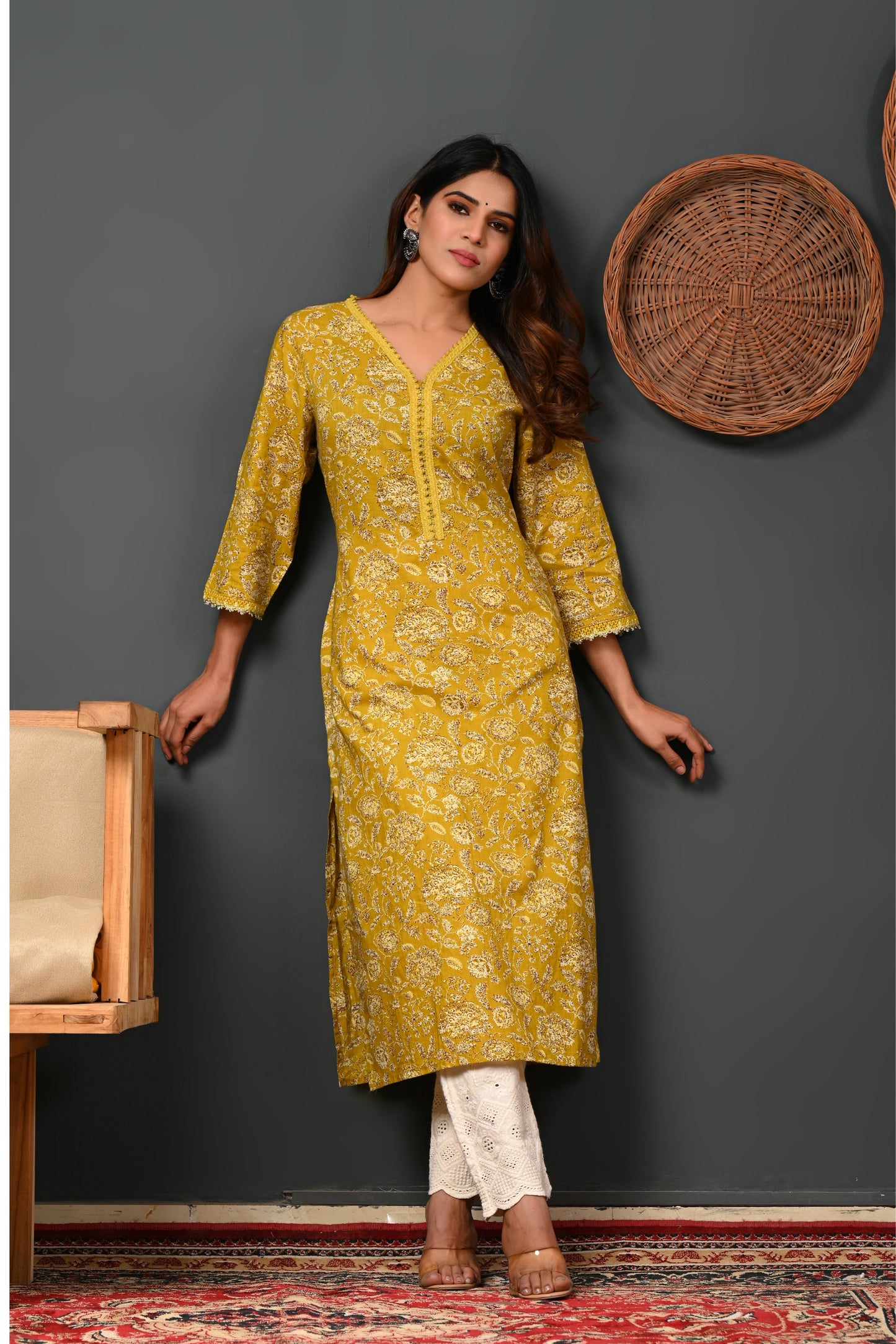 Floral Printed V-Neck Pure Cotton Straight Kurtas - Rimeline