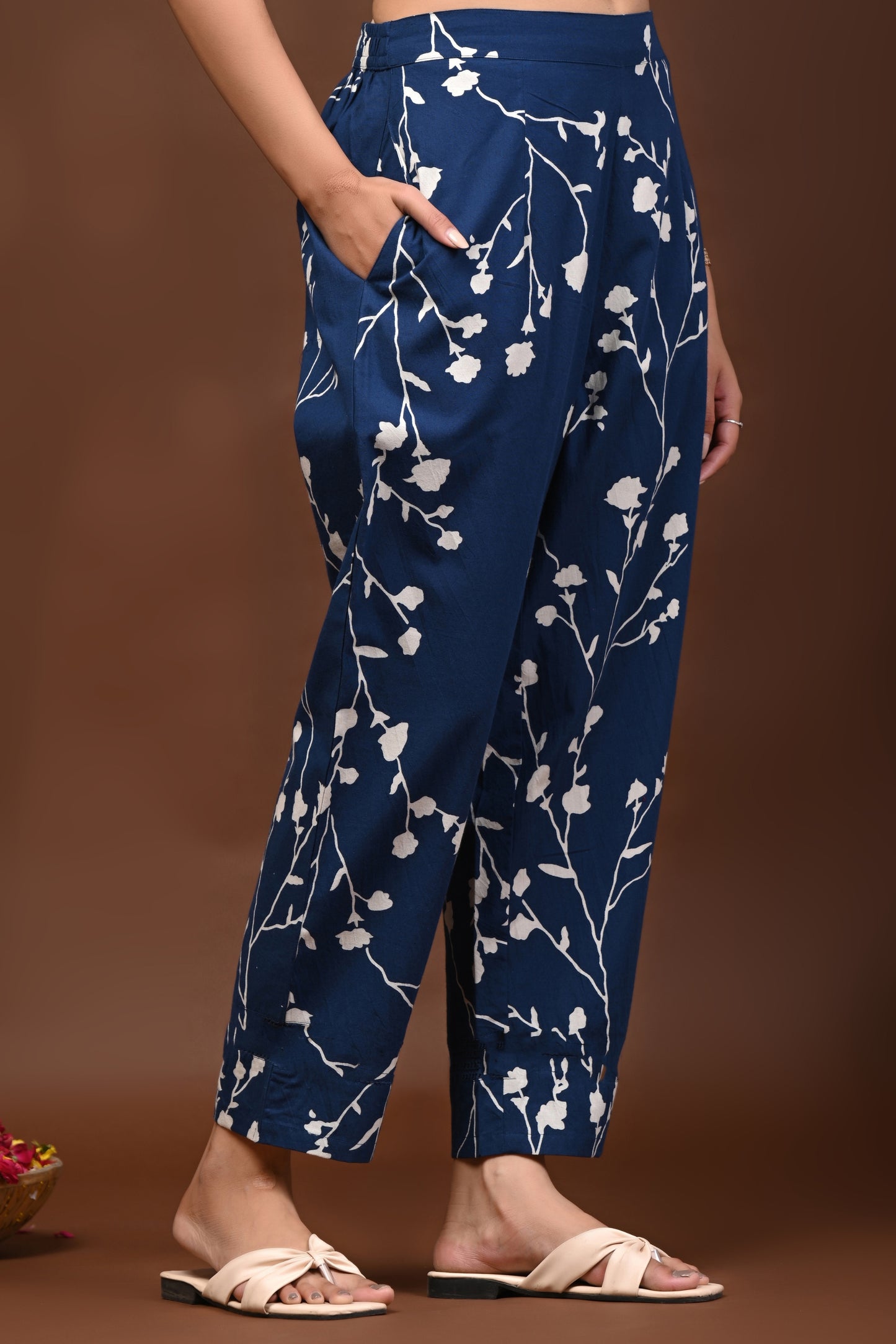 Rimeline Floral Printed V-Neck Flared Sleeves Pure Cotton Straight Kurta With Trouser