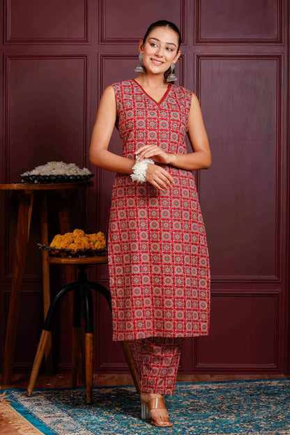 Rimeline Women Printed Regular Pure Cotton Kurta with Trousers