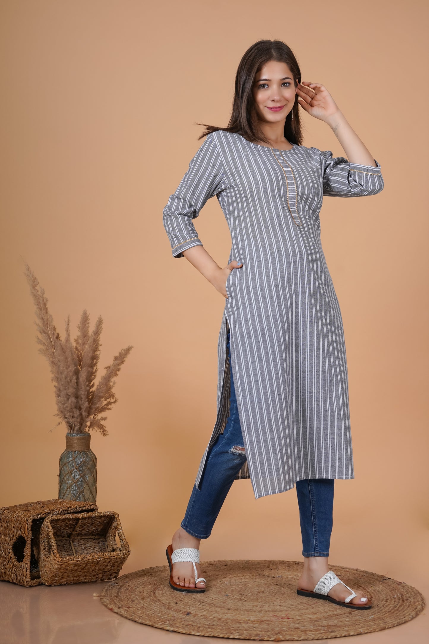 RimeLine Round Neck stripped Straight kurta for women - Rimeline