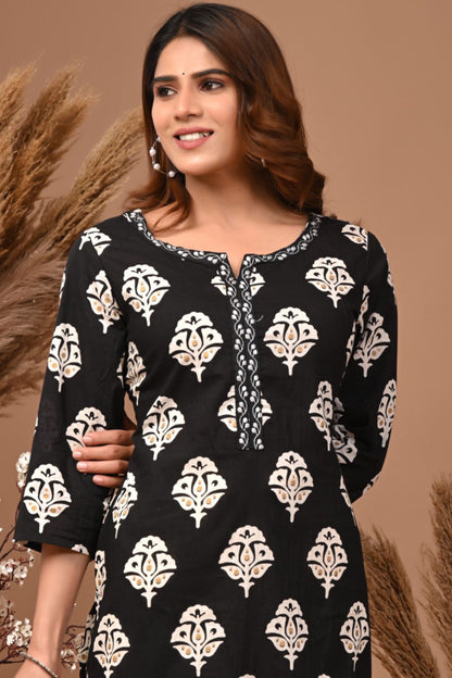 RimeLine Black Ethnic Motifs Printed Round-Nack Cotton Kurti