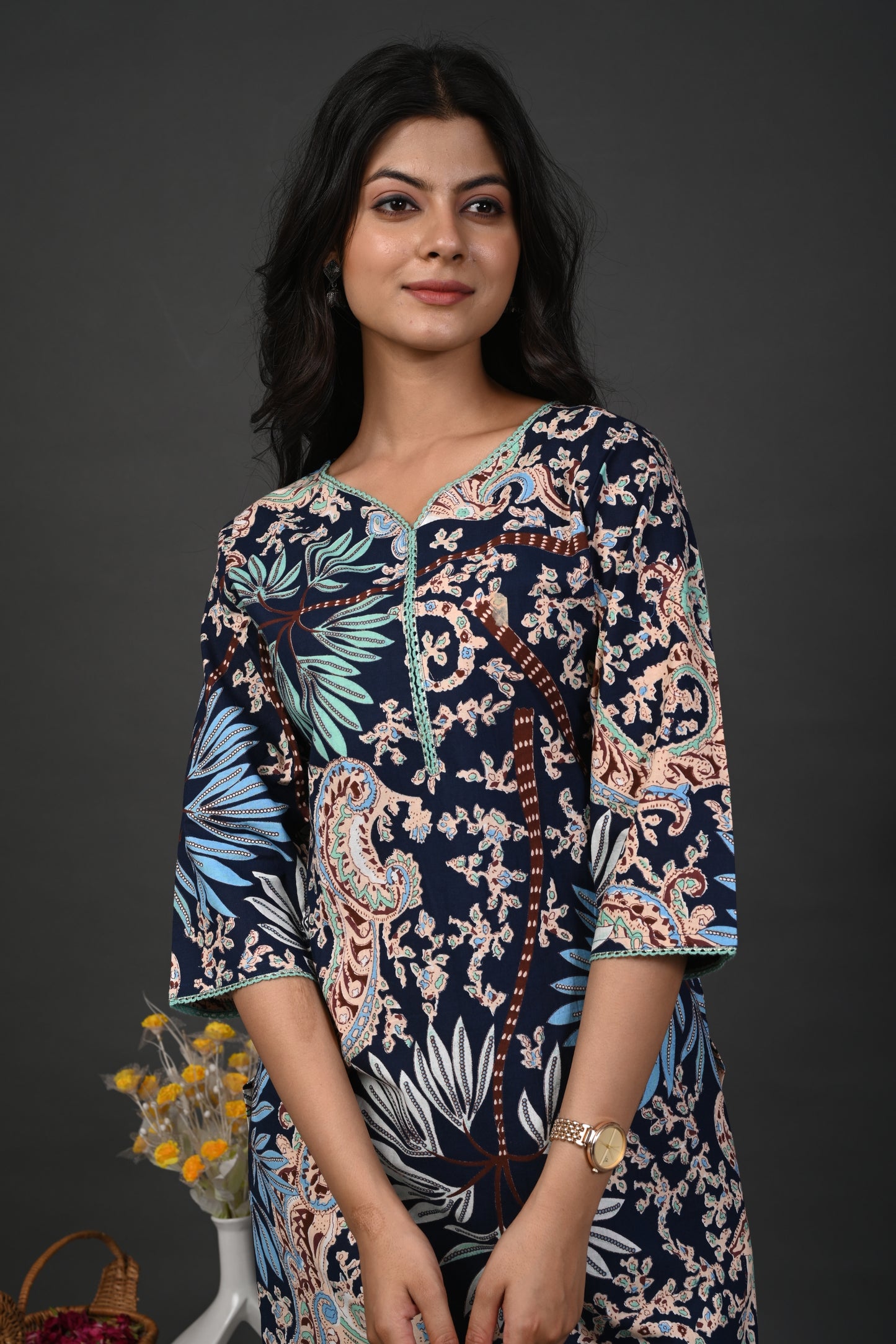 Rimeline Floral Screen Printed Sweetheart Neck Pure Cotton Straight Kurta