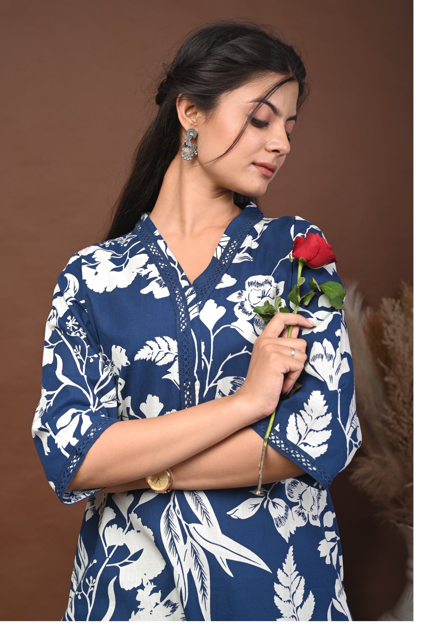 Rimeline Floral Screen Printed V-Neck Pure Cotton Straight Kurta