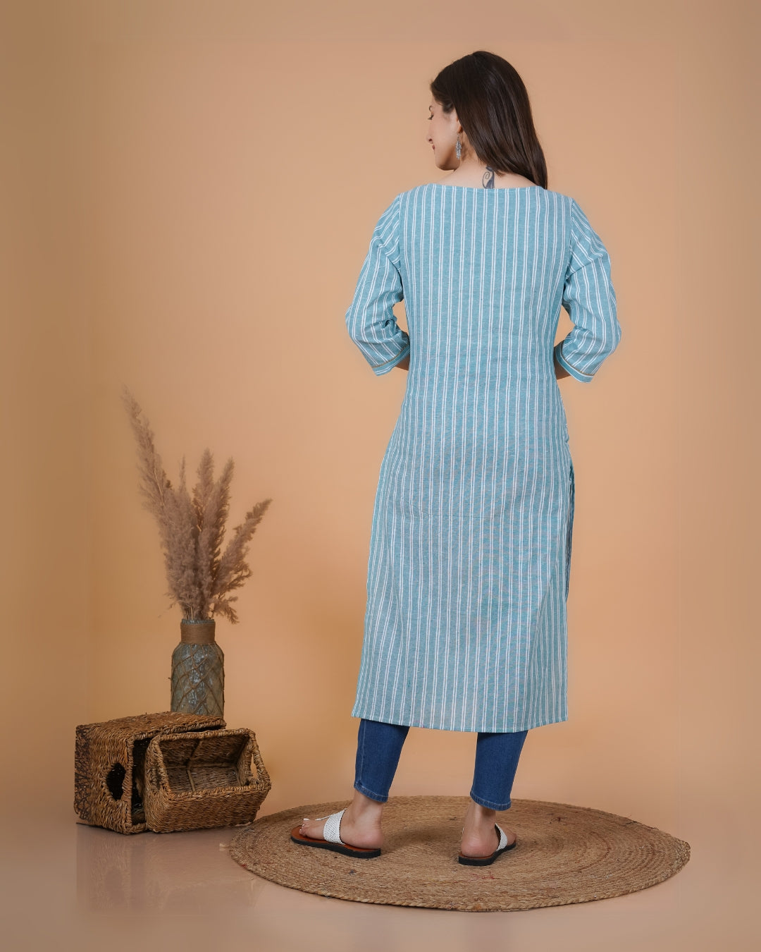 RimeLine Round Neck Straight kurta for women