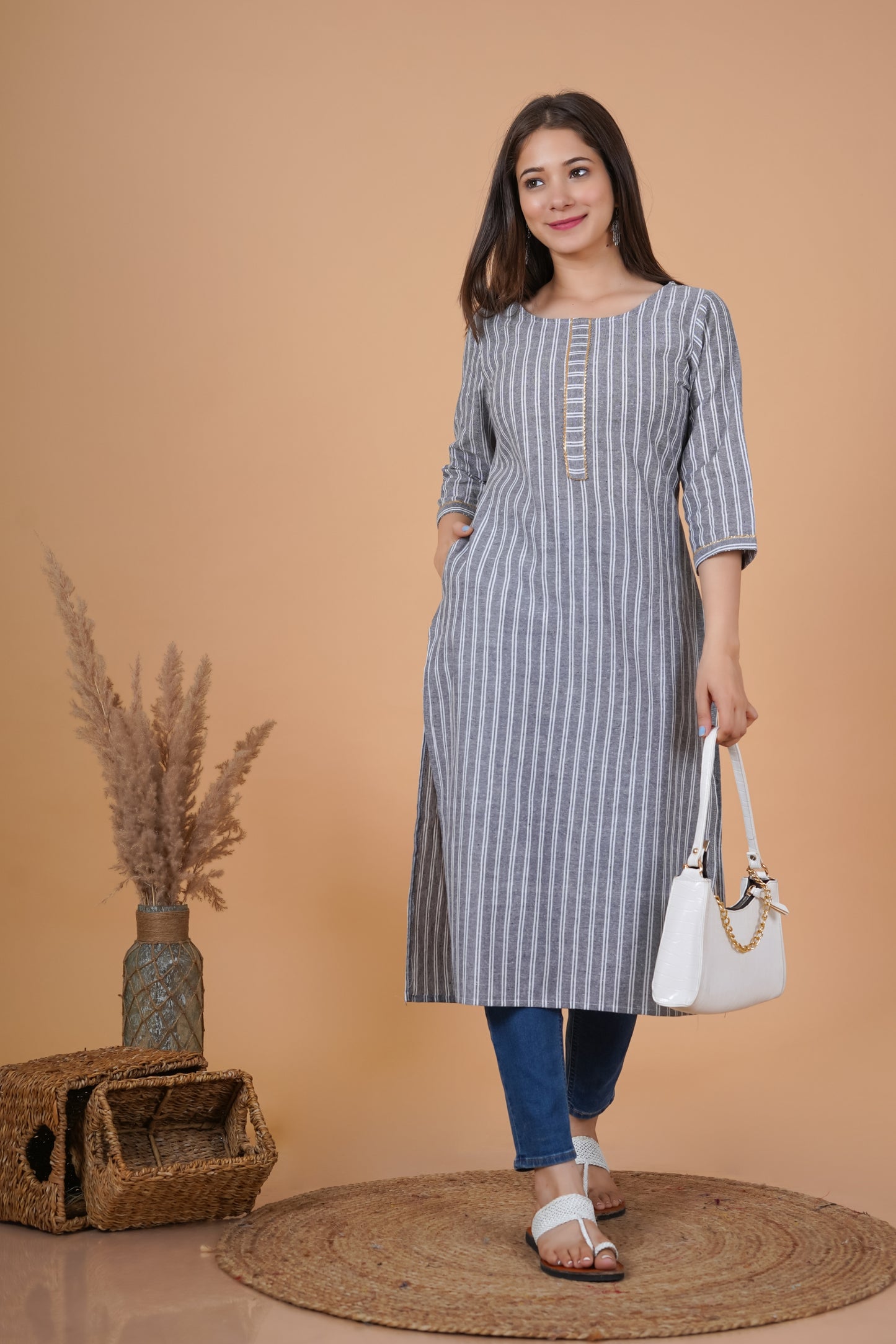 RimeLine Round Neck stripped Straight kurta for women - Rimeline