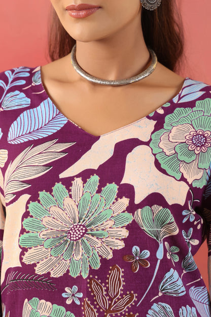 Rimeline Women Purple Floral Printed V-Neck Cotton Short Kurti