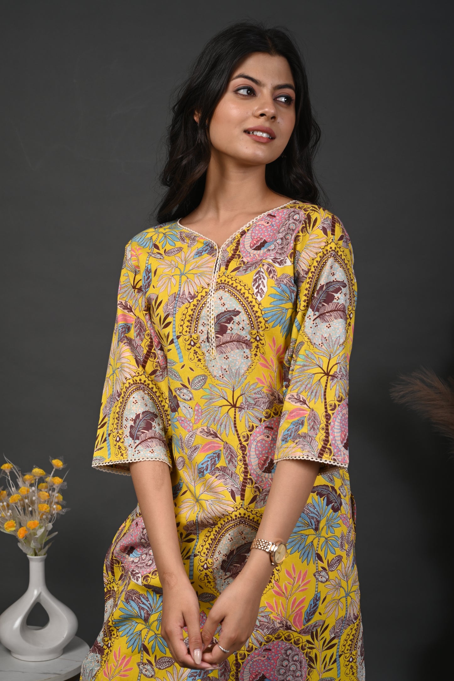 Rimeline Floral Screen Printed Sweetheart Neck Pure Cotton Straight Kurta
